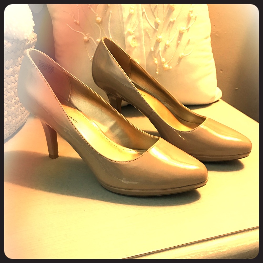 Women’s shoes